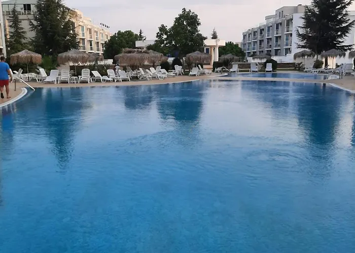 Atlantis 8016 Апартамент *